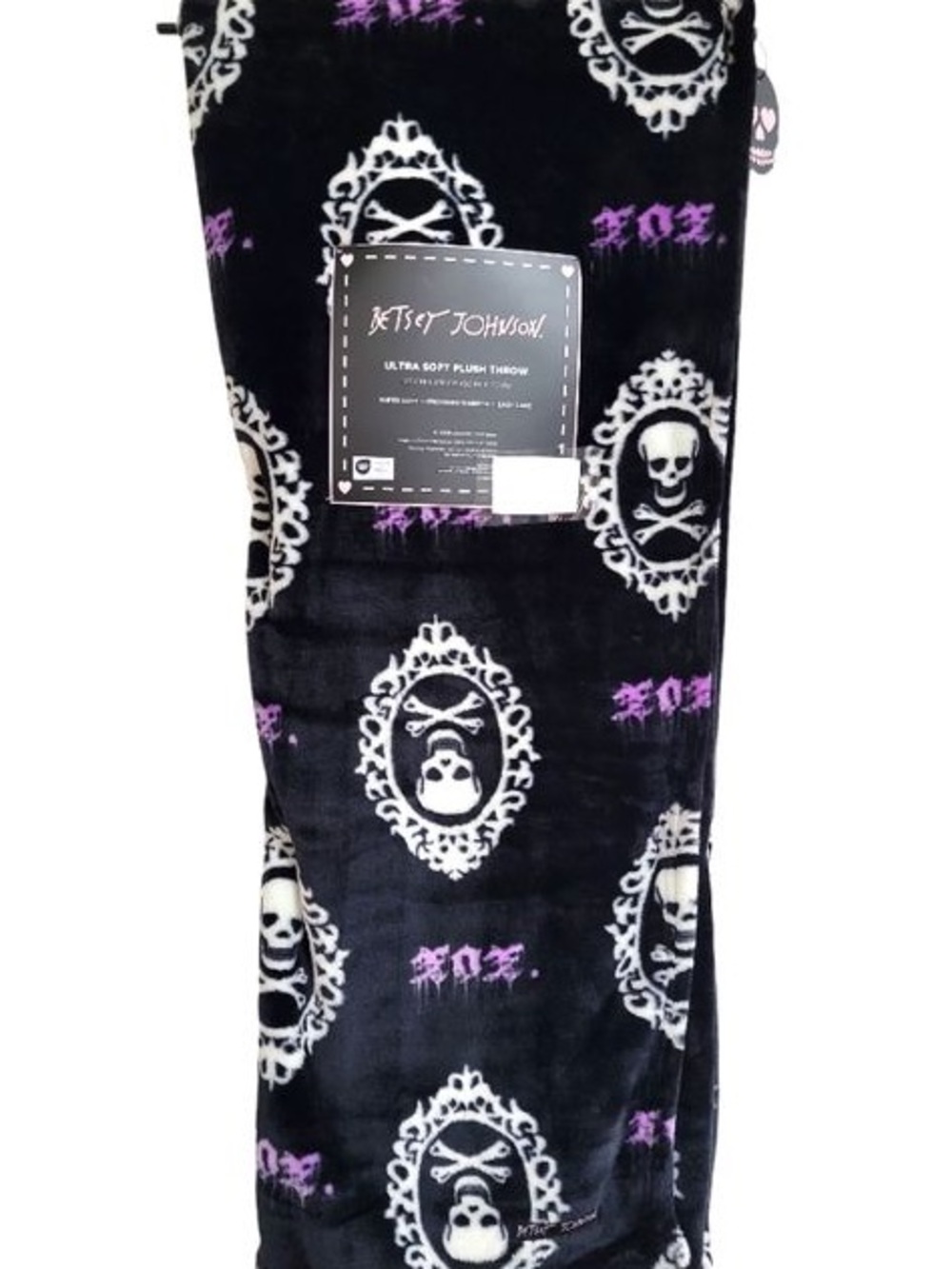 Betsey Johnson Black & Purple Skull Frame XOXO Halloween Plush Throw Blanket